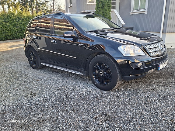 Mercedes-Benz ML280 9 of 30