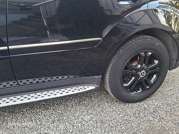 Mercedes-Benz ML280 17 of 30