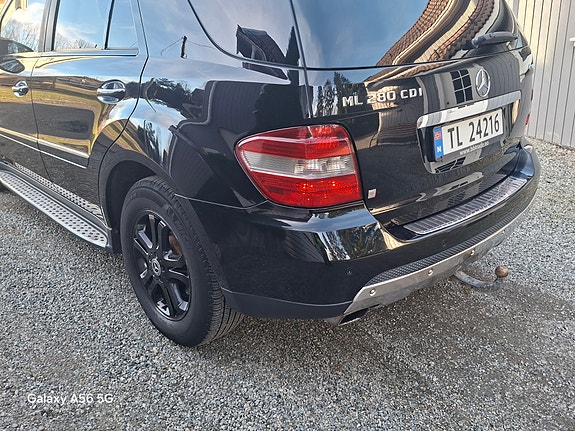 Mercedes-Benz ML280 15 of 30