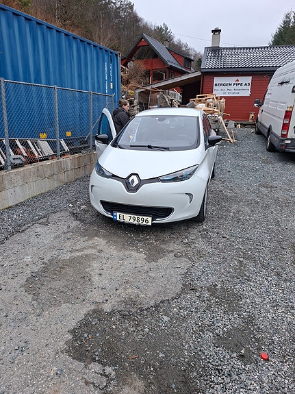 Renault Zoe 2 of 12