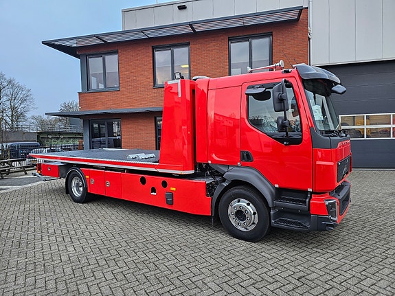 Volvo FL 320 hk 16 t facelift rød med De Groot 3 laster. Bilen er leveringsklar! 24 of 30