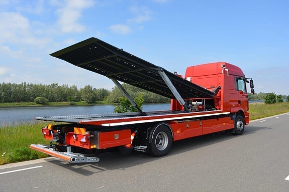 Volvo FL 320 hk 16 t facelift rød med De Groot 3 laster. Bilen er leveringsklar! 7 of 30