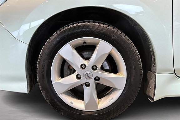 Nissan Leaf 15 of 15