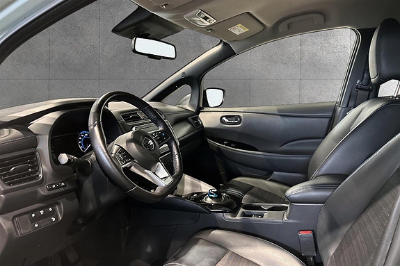 Nissan Leaf 7 of 15