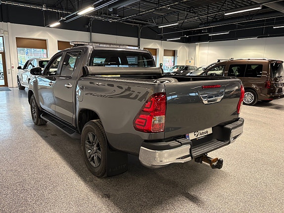 Toyota HiLux 5 of 5