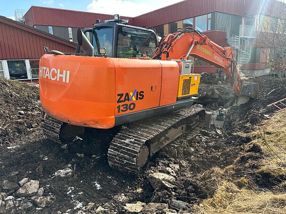 Hitachi ZX130-5B gravemaskin, ENGCON TILTROTATOR, boretårn, 3 skuffer 5 of 5