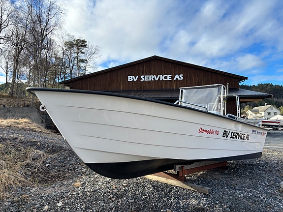 West 590 Pro C med senterkonsoll