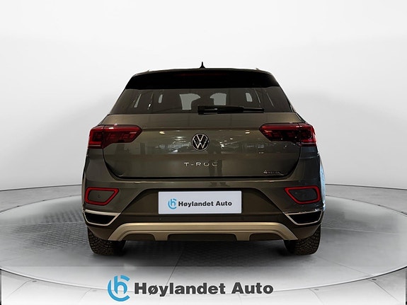 Volkswagen T-Roc 5 of 5