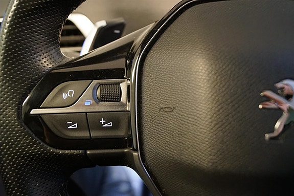 Peugeot 5008 10 of 30