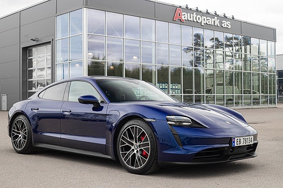 Porsche Taycan 4 of 30