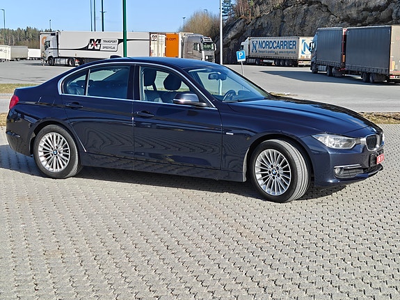 BMW 3-Serie 2 of 5