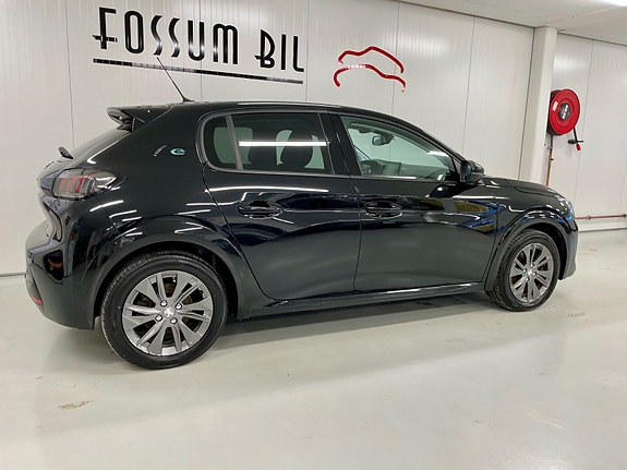 Peugeot 208 5 of 30