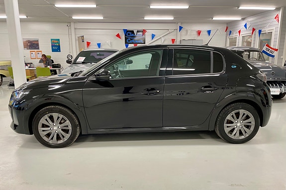 Peugeot 208 10 of 30