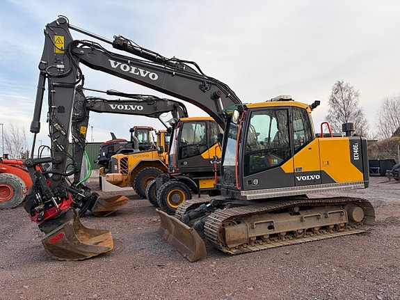 Volvo ec140el 2 of 4