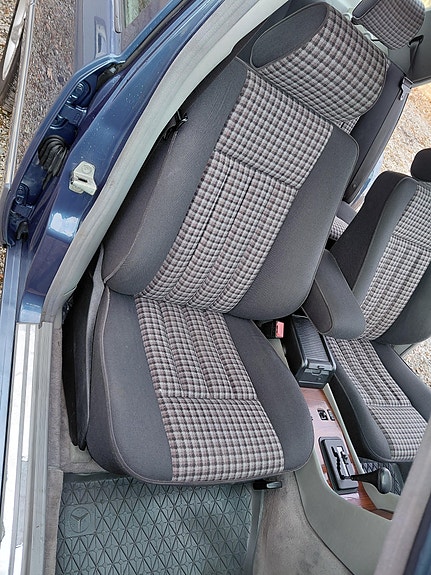 Mercedes-Benz E-Klasse 15 of 25