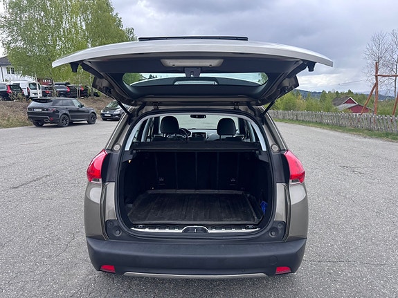 Peugeot 2008 9 of 17