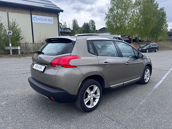 Peugeot 2008 6 of 17