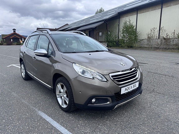 Peugeot 2008 2 of 5