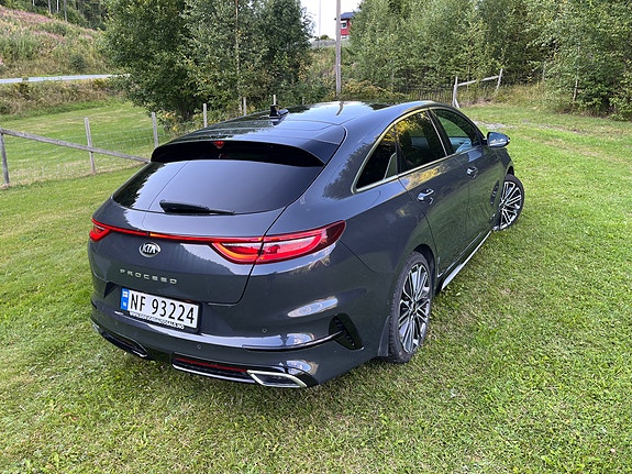 Kia ProCeed 4 of 9