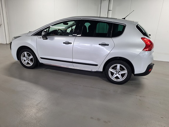 Peugeot 3008 4 of 5
