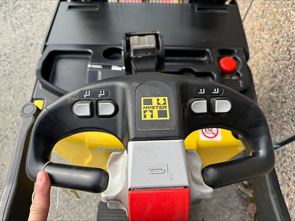 Hyster P2.0SD INITIAL LIFT  65981 5 of 8