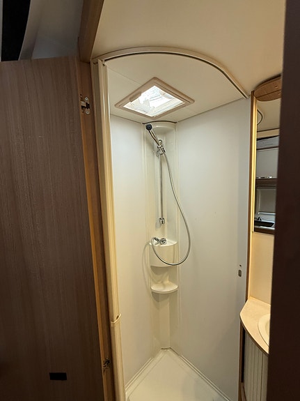 Fiat Adria Sun Living. 6 seter/6 senger. AC / solceller - TIL LEIE 28 of 30