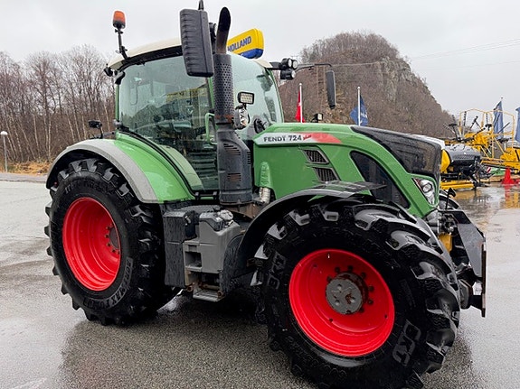 Fendt 724 vario profi plus 3 of 5