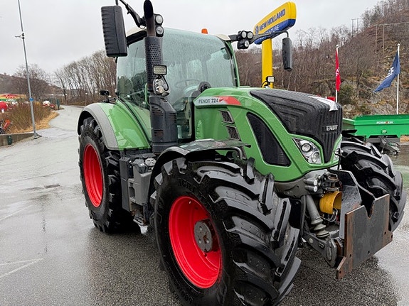 Fendt 724 vario profi plus 2 of 5