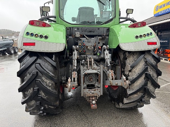Fendt 724 vario profi plus 4 of 5