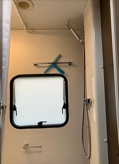 Adria Altea 4four 362XH // Tempo 100 // Mower // testet 24 of 24