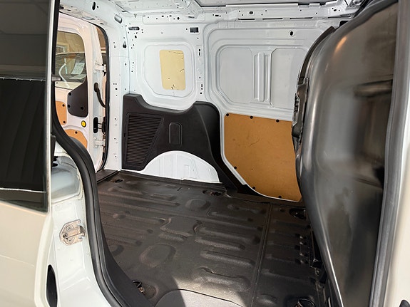 Ford Transit Connect 23 of 24