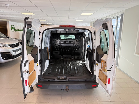 Ford Transit Connect 22 of 24