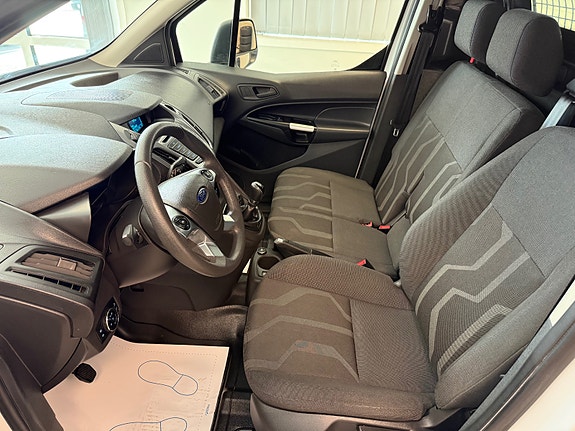 Ford Transit Connect 5 of 24