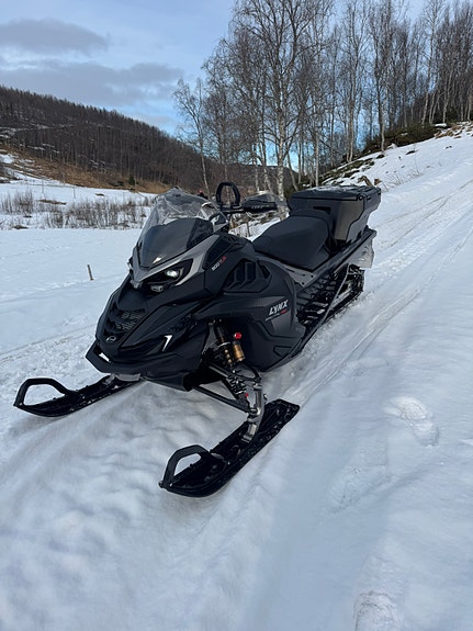 Lynx Brutal RE 900 ACE Turbo R 3 of 5