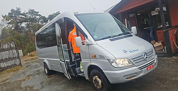 Toyota HiAce 15 of 15