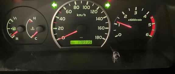 Toyota HiAce 14 of 15