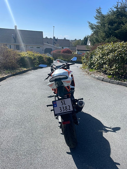 KTM RC 125 4 of 5