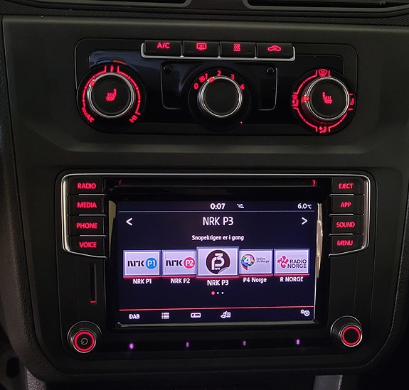 Volkswagen Caddy Maxi 9 of 19