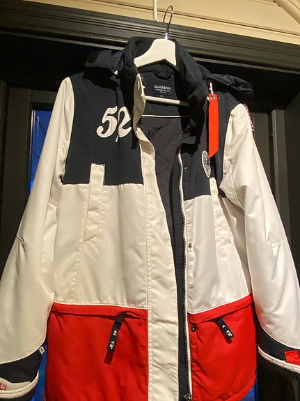 Product image 2 of 9