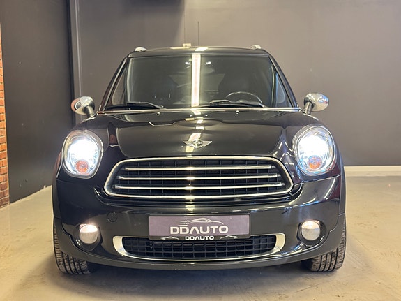 MINI Countryman One D 3 of 5