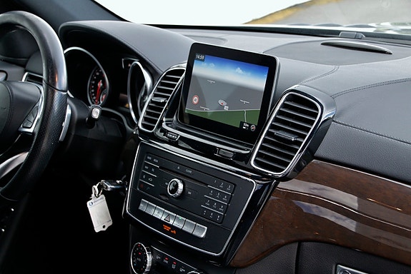 Mercedes-Benz GLS350 d 22 of 30
