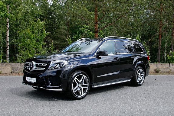 Mercedes-Benz GLS350 d 30 of 30