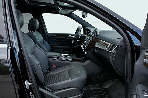 Mercedes-Benz GLS350 d 8 of 30