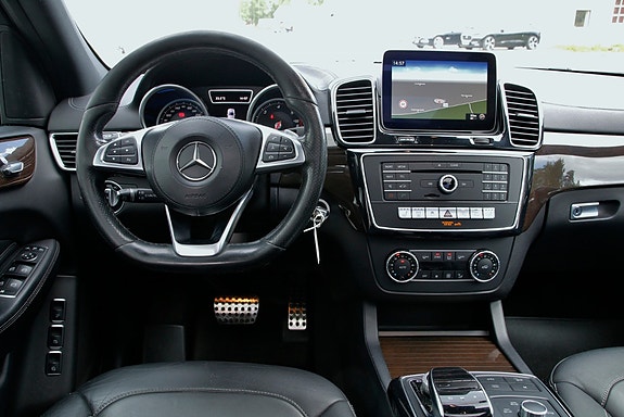 Mercedes-Benz GLS350 d 11 of 30