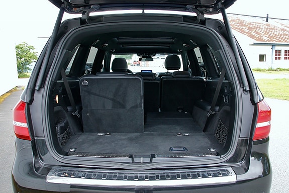 Mercedes-Benz GLS350 d 27 of 30