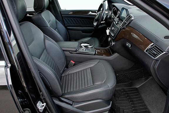 Mercedes-Benz GLS350 d 23 of 30