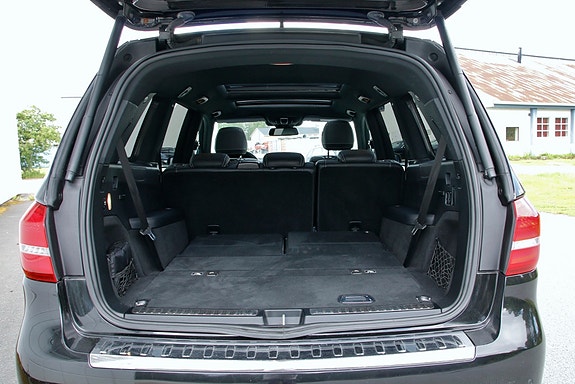 Mercedes-Benz GLS350 d 28 of 30