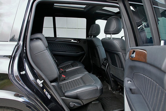 Mercedes-Benz GLS350 d 9 of 30