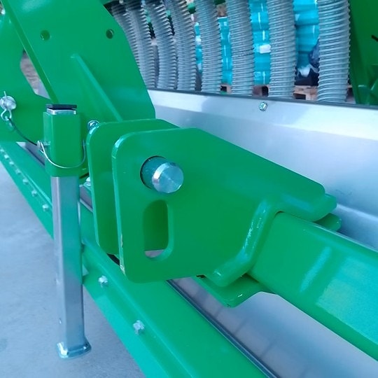 UNIVERSAL SÅMASKIN MED TROMMEL 8 of 12