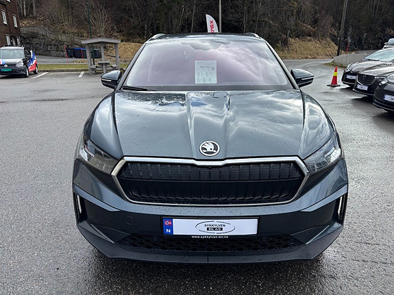 Skoda Enyaq 2 of 5